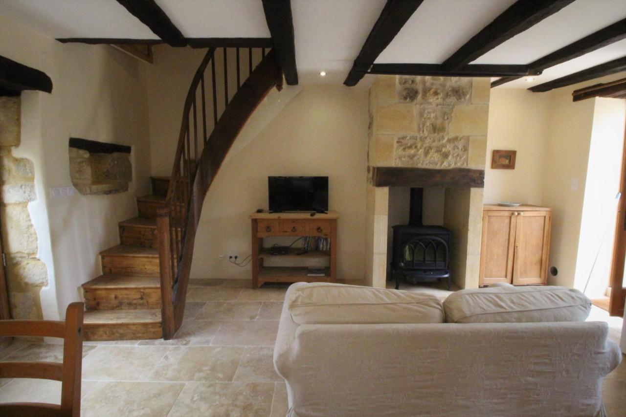 Joli Gite Pour 5 Personnes : Chez Cherrie Saint-Julien-de-Lampon Exteriér fotografie
