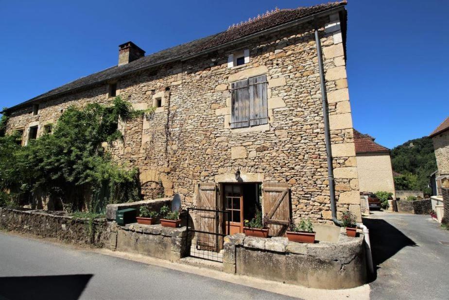 Joli Gite Pour 5 Personnes : Chez Cherrie Saint-Julien-de-Lampon Exteriér fotografie