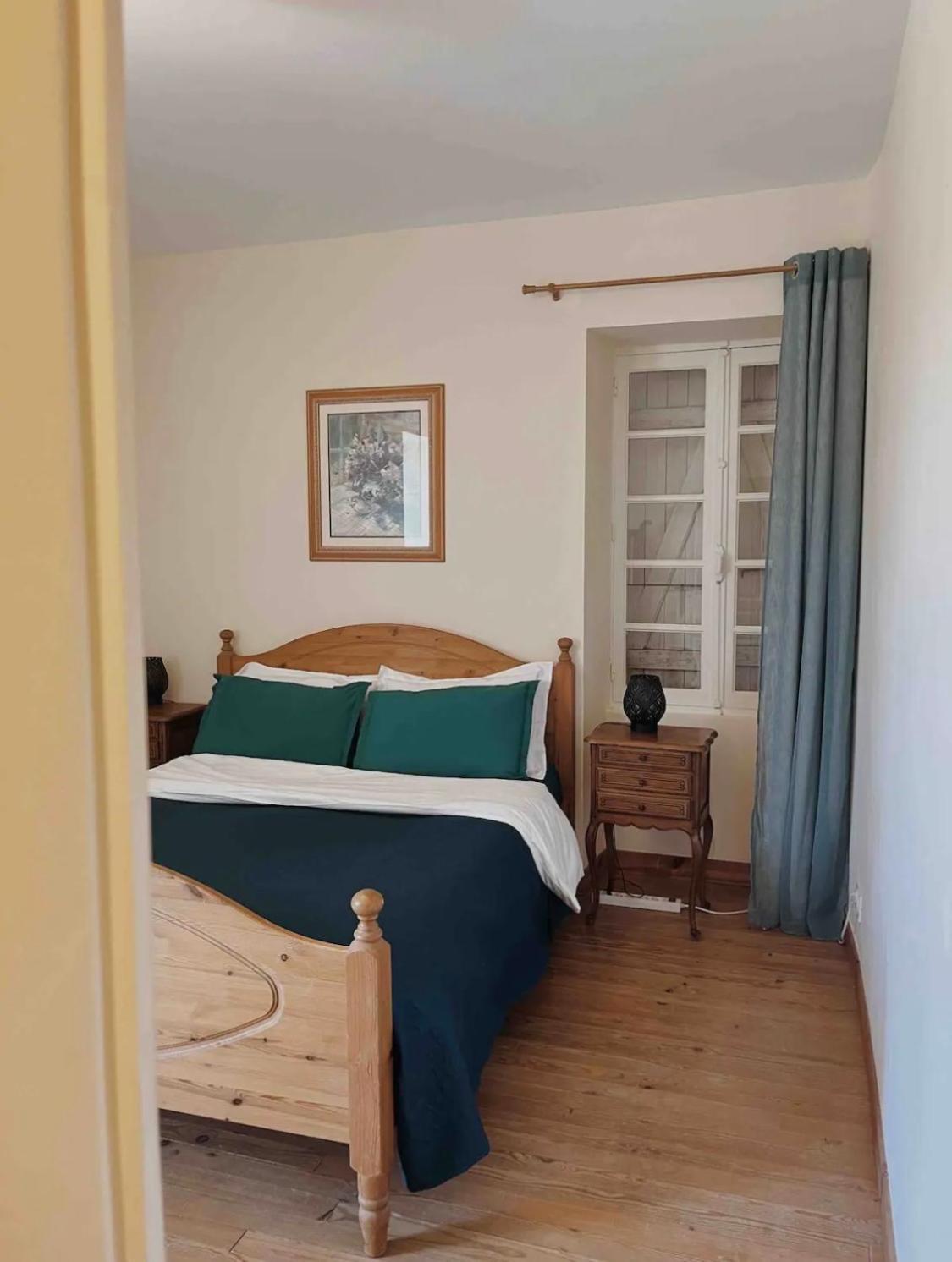 Joli Gite Pour 5 Personnes : Chez Cherrie Saint-Julien-de-Lampon Exteriér fotografie